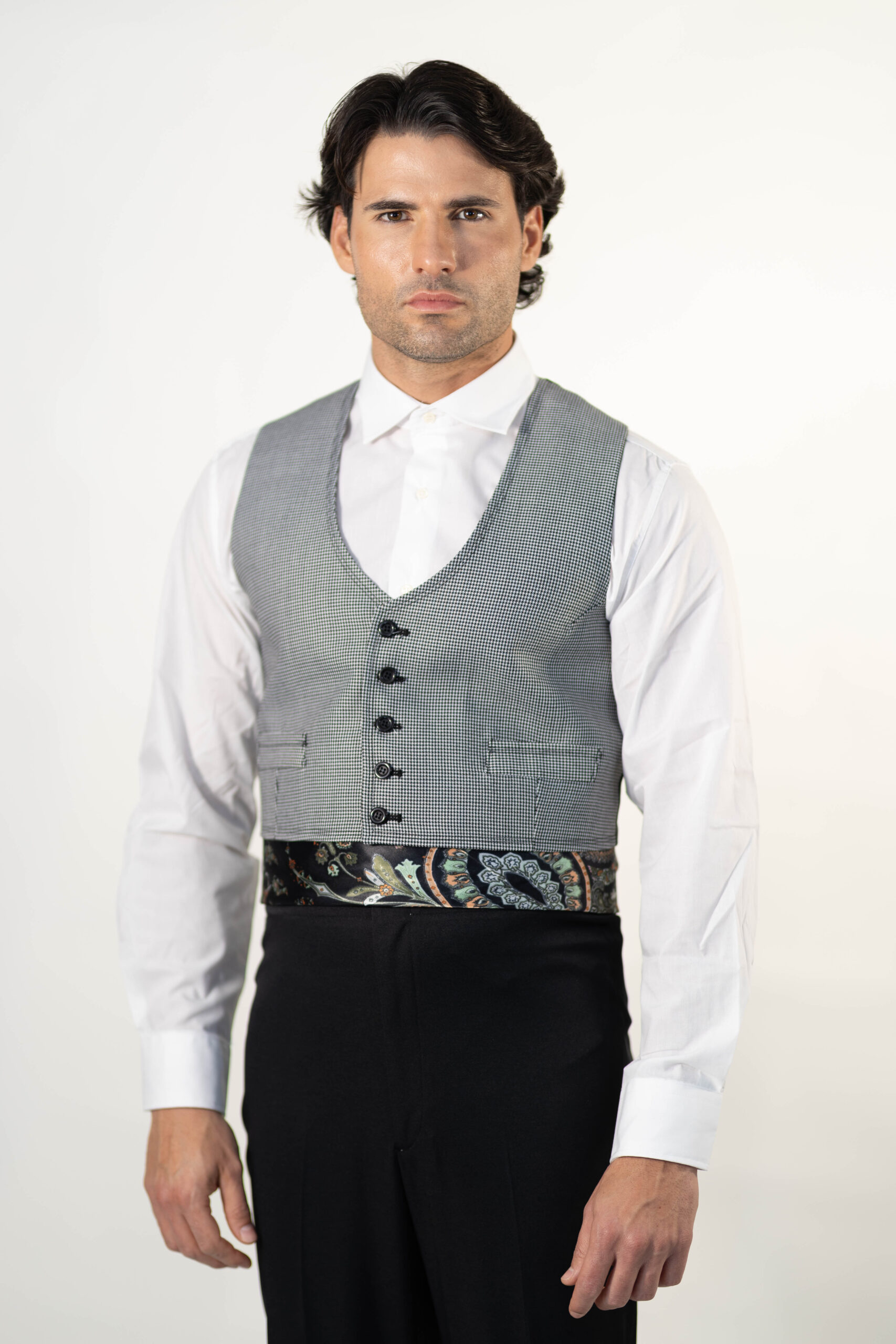 CHALECO PATA DE GALLO NUEVA